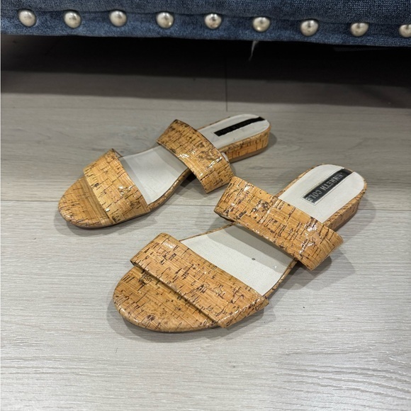 Kenneth Cole Shoes - Kenneth Cole Cork Flat Sandals